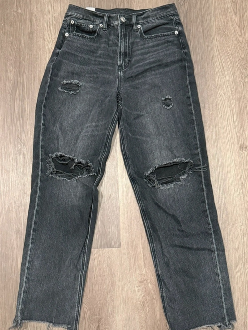 American Eagle Black Distressed High Waisted Straight-Leg Baggy Jeans 4 Short